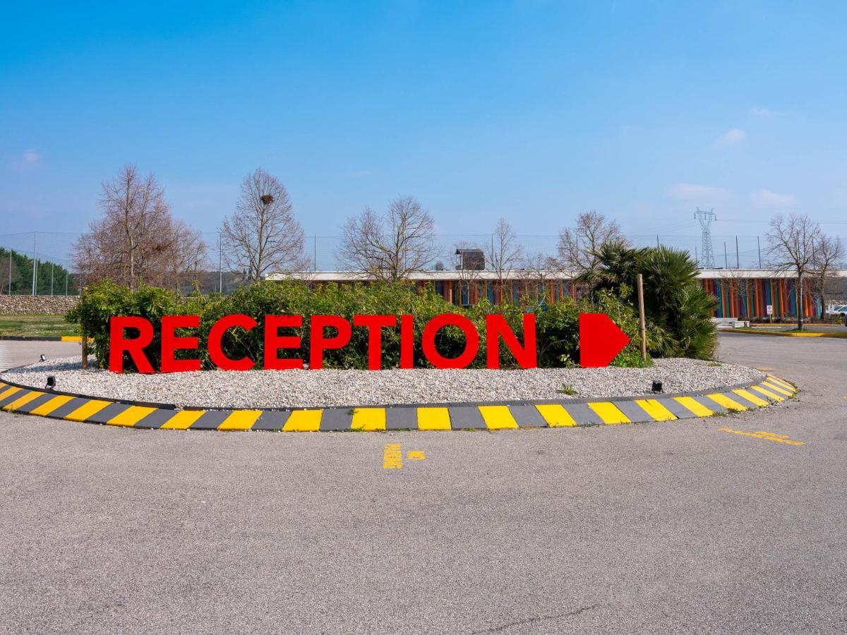 Golf Residenza Peschiera del Garda Exterior foto