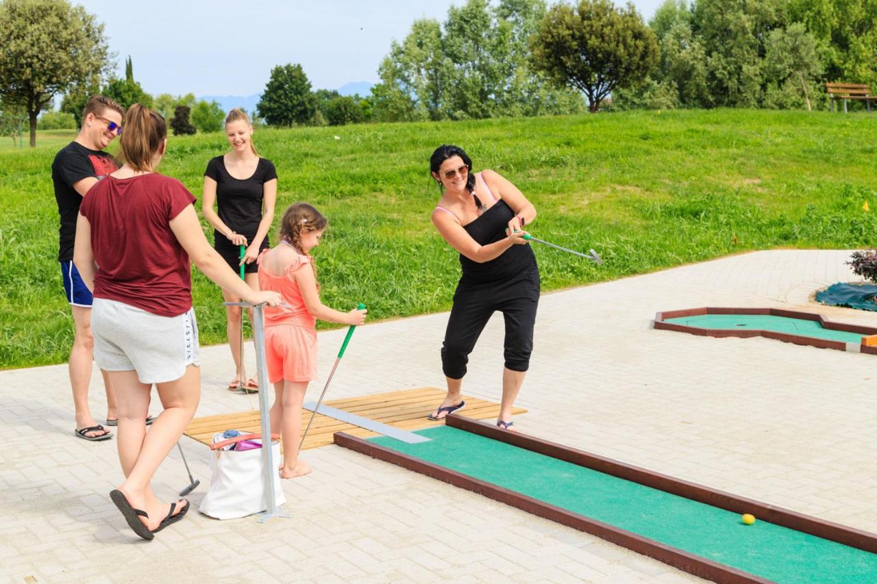 Golf Residenza Peschiera del Garda Exterior foto
